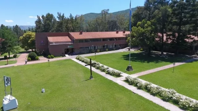 Se busca administrativos, cocinero, vendedor, jefe de obra, consultor e ingenieros (12 ofertas laborales para vos)