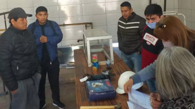 Más de 300 emprendedores recibieron formación en oficios