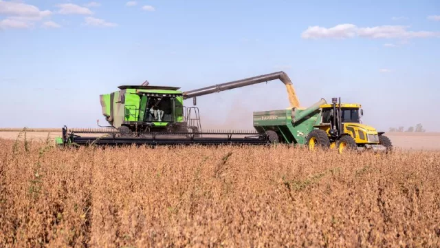 Empresarios agropecuarios frenan inversiones aunque esperan ganar más