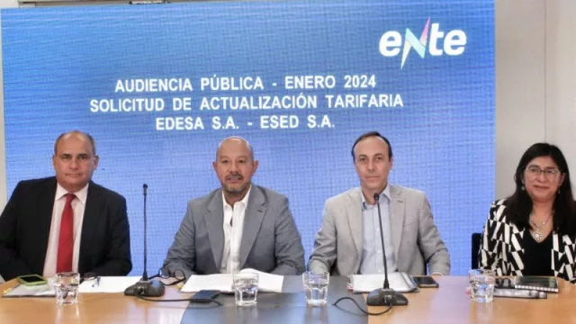 Maratón de audiencias públicas para definir (antes de fin de mes) los aumentos en la luz, el agua y el boleto de colectivo