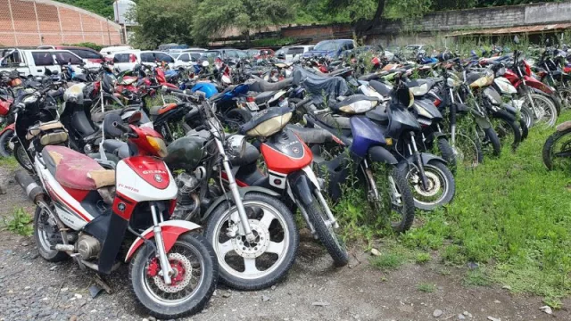 ¡Atención buscadores de oportunidades! La Municipalidad saca a remate 78 autos y 285 motos