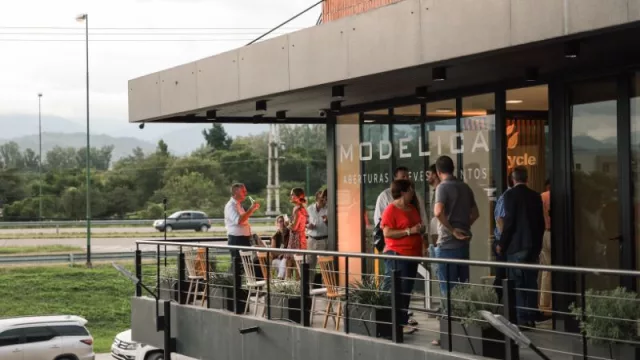 ¡Pasen y vean! Modélica abrió su nuevo showroom en El Sitio (en San Lorenzo Chico)