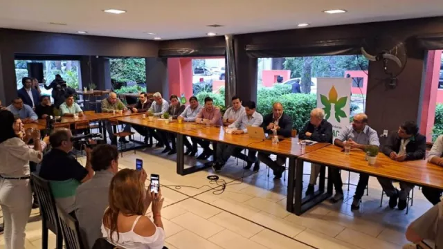 Funcionarios provinciales se reunieron con comerciantes y productores de los departamentos Orán y San Martín (para calmar los ánimos)