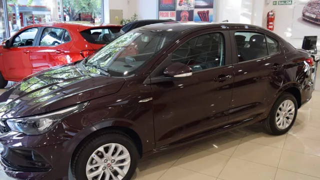 Fiat Cronos usado VS 0KM ¿Conviene un usado del 2018?