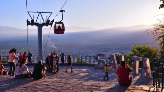 Excelente noticia para los salteños: Habrá precios promocionales para subir al Teleférico San Bernardo