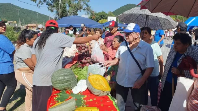 ¡Se picó! Comerciantes rechazan la iniciativa del “Mercado en tu barrio” (hay una propuesta para hacer una feria en Cofruthos)