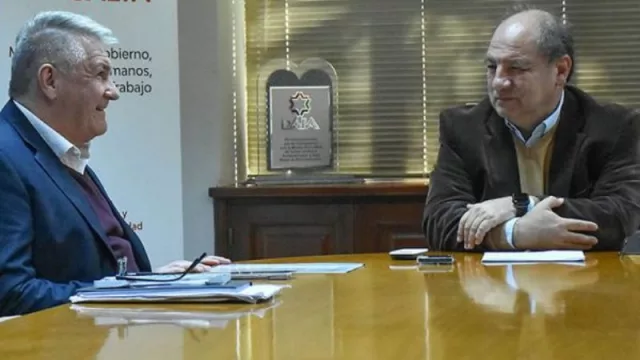 Preocupados por la caída de las ventas: comerciantes y Gobierno trabajarán juntos en la lucha contra el comercio ilegal