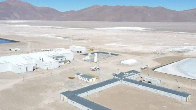 La caída del precio del litio comenzó a impactar en los proyectos locales: Puna Mining reorganizará sus operaciones
