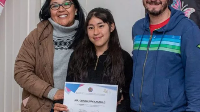 ¡Arriba las mujeres! Salta impulsa el liderazgo tecnológico de las mujeres con el Club de Chicas Programadoras (en qué consiste el programa)