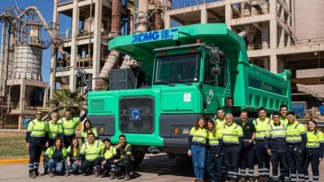 Llega el primer camión eléctrico para la minería de canteras en Argentina