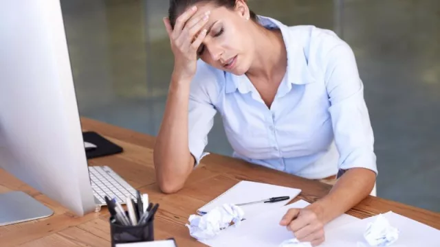 El Ente Regulador autorizó fuertes aumentos en las boletas de agua (y menores en las de luz)
