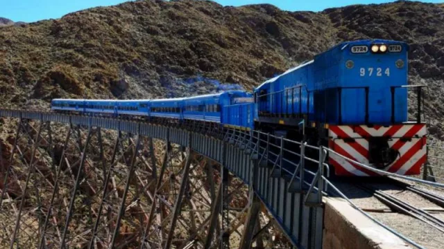 La idea de Sáenz de transferir el Belgrano Cargas a las provincias comienza a sumar adhesiones