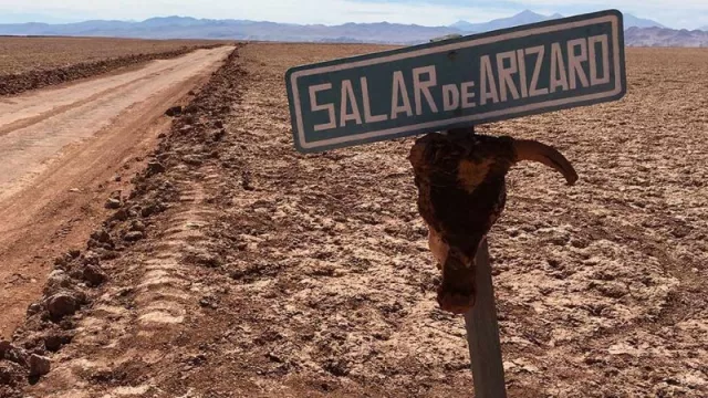 Un nuevo proyecto de litio pide pista para empezar su construcción en el salar de Arizaro