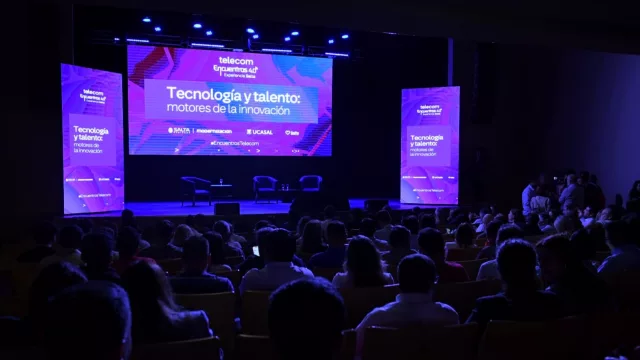 Encuentros 4.0: “Claves para navegar el mundo digital” pasó por Salta de la mano de Telecom