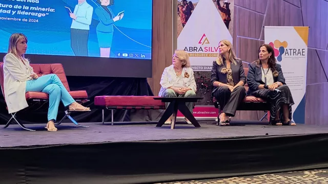 ¡Reunión de mujeres líderes! Un evento para debatir y reflexionar sobre innovación y el futuro de la minería (desarrollado por AbraSilver Argentina)