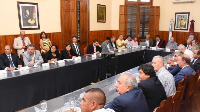 El proyecto de ley de Ordenamiento Territorial ya entró a la Legislatura (y comenzó a ser analizado por el Senado)