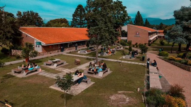 La Ucasal tendrá la pileta más moderna del Norte (y está en plena construcción)