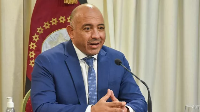 Dib Ashur le respondió al ministro Caputo por su pedido de reducir Ingresos Brutos