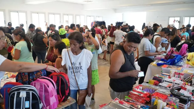 Con ofertas en productos escolares vuelve “El mercado en tu barrio” (estará en la zona Sudeste)