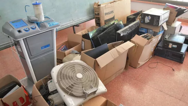 Tras la Raaetón, las escuelas técnicas recibieron los aparatos eléctricos y electrónicos recolectados