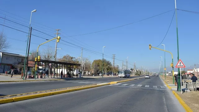 ¡Muy bueno! Anunciaron una millonaria inversión para recuperar la red vial de la zona sur de la ciudad
