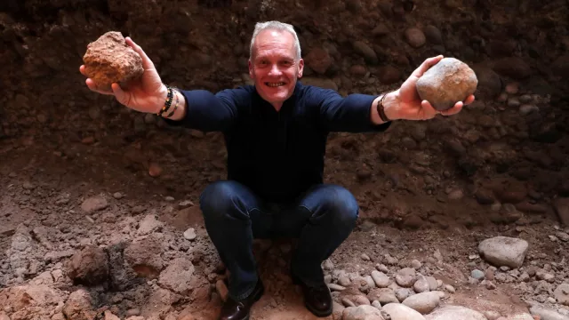 Tim Atkin, el Master of Win, ya llegó a Argentina (y estará casi un mes degustando 1.200 vinos)