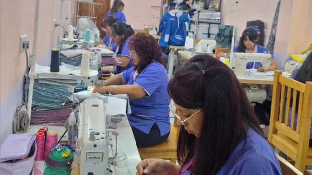 Los hilos de Juanita, mujeres que tejen su propia autonomía económica