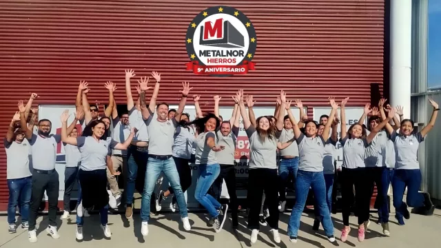 Metalnor Hierros celebra 9 años de vida (y sortea una moto para sus clientes)