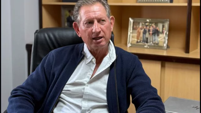 Con combustible propio: Las Cortes se consolida en la construcción de estaciones de servicio (y ya remodeló cuatro en un año)