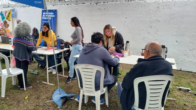¿Sos comerciante? Mañana sábado vas a poder hacer trámites durante “La Muni en tu barrio"