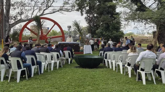 Con una misa y bendición de máquinas, el Ingenio San Isidro puso en marcha una nueva zafra