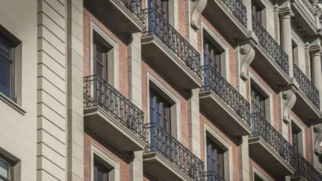 La compraventa de viviendas en Catalunya creció un 22,5% interanual en el primer trimestre