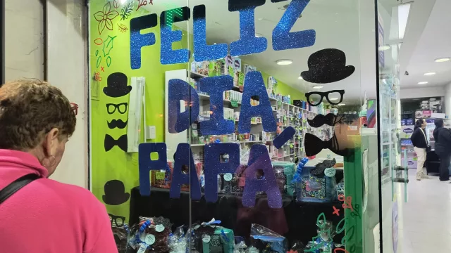 Día del Padre: el comercio apuesta a las compras de último minuto y la gastronomía se prepara para el fin de semana