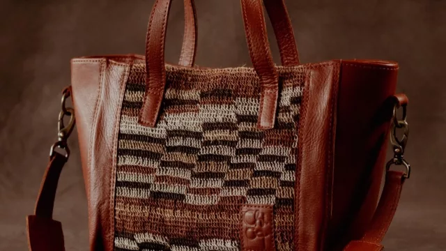 Chica Natural Feelings transforma la materia prima en moda consciente (y todo 100% artesanal)