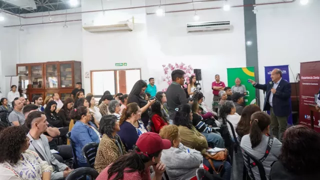 Con más de 200 emprendedores, se lanzó en Orán el ciclo de formación Experiencia Zenta