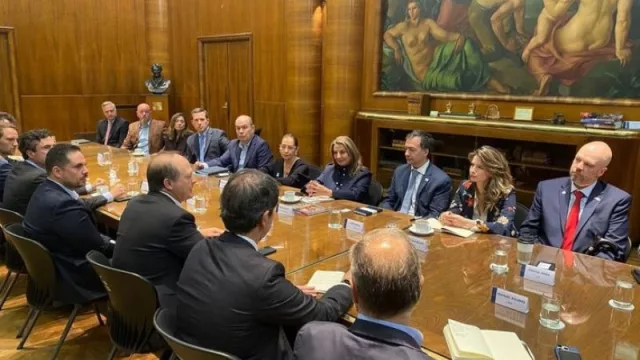 Empresarios argentinos y texanos debatirán sobre el futuro de Vaca Muerta en Midland