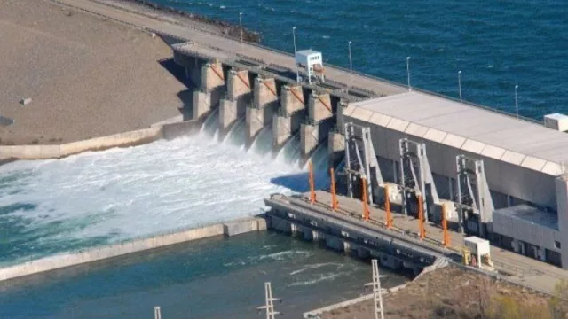 Avanza la privatización de las hidroeléctricas Alicurá, El Chocón, Cerros Colorados y Piedra del Águila