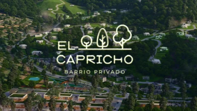 ¡Vení y conocé “El Capricho”! Un barrio privado (rodeado de verde) con su propio polo comercial
