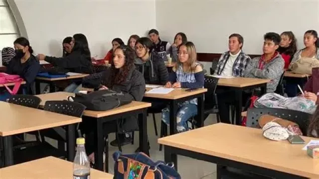 Educación Superior 2026: carreras cortas y con salida laboral en industria, minería y tecnología