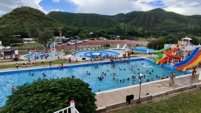 Una opción cercana para aprovechar el verano: El camping El Préstamo ofrece una promo 4X3