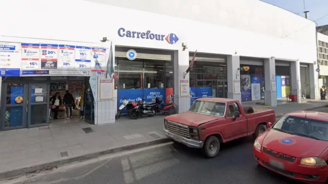 Carrefour cierra una de sus sucursales en Salta, pero asegura que reubicará a todos los empleados