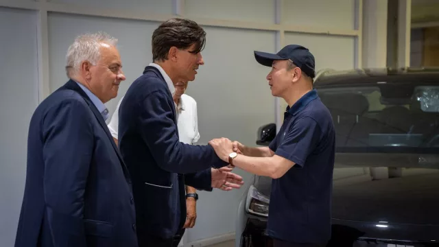 China dio un fuerte respaldo a Geely en Argentina (último día de visita oficial del embajador Wang Wei)