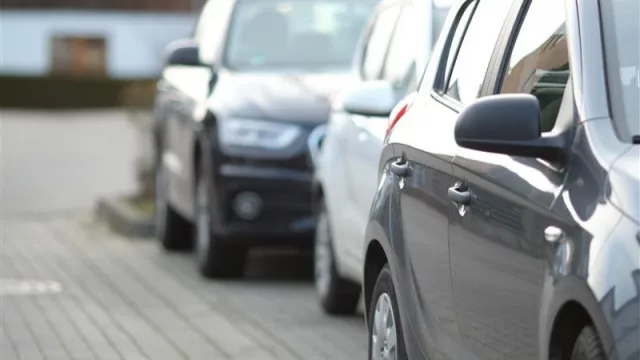 España, el país que más dinero pierde por improvisar al aparcar