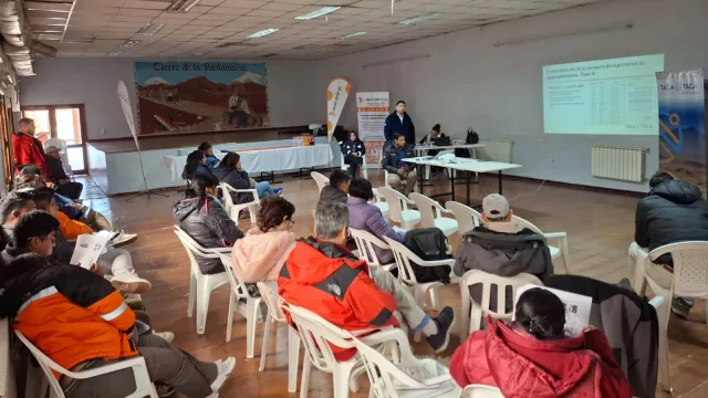 Taca Taca cerca de la comunidad: hubo un taller informativo en Tolar Grande para explicar los avances del proyecto