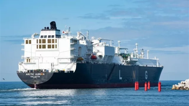 YPF, Eni y XRG firmaron el acuerdo para avanzar con el proyecto de GNL en la Argentina