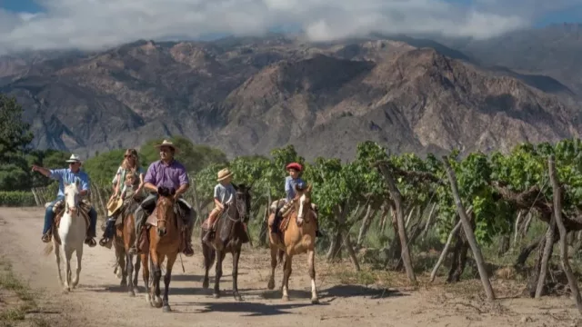 En el cierre de la temporada, Salta lideró el turismo en el Norte con infraestructura y conectividad como pilares estratégicos