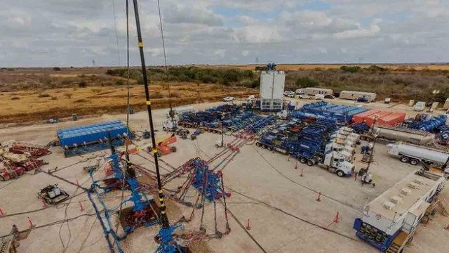 El petróleo lideró la actividad en Vaca Muerta: febrero cerró con 2.371 etapas de fractura