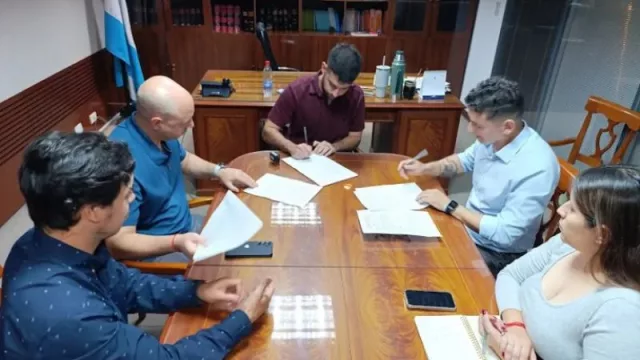 La Escuela de Emprendedores sumará cursos con Upateco y llevará capacitaciones a las parroquias