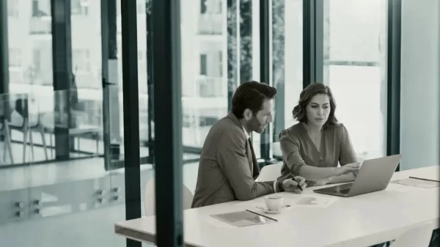 Indra Group evoluciona el puesto de trabajo para hacerlo más inteligente, proactivo y, sobre todo, centrado en las personas