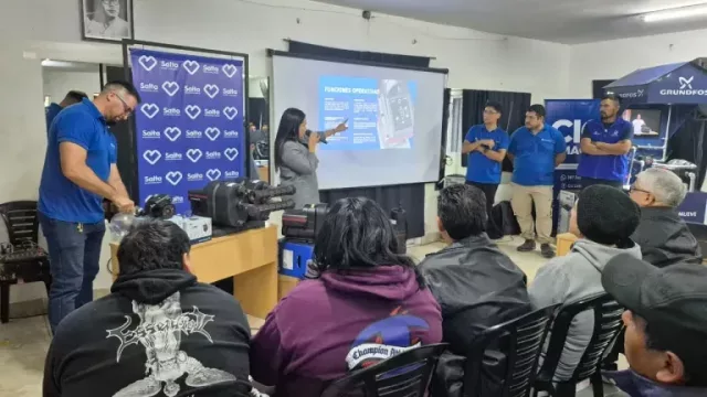 Más de 150 vecinos se capacitaron con Gomez Roco y la Municipalidad en un oficio con salida laboral